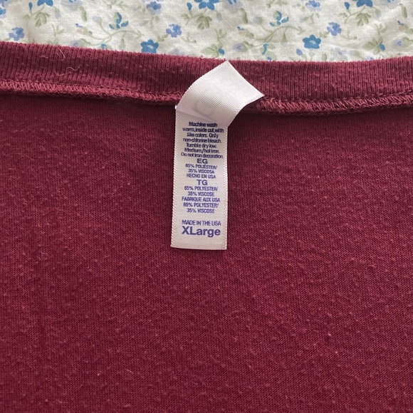 Delta Gamma Tee - Picture 3 of 3